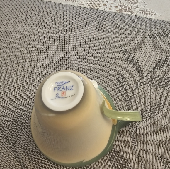 Franz Dragonfly tea cup and saucer FZ00212 made in china Singed by Franz - Picture 4 of 10